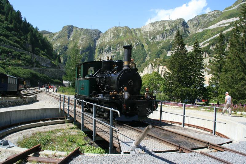 DFB Nr. 7  Breithorn  auf der Drehscheibe in Gletsch; 21.08.2011