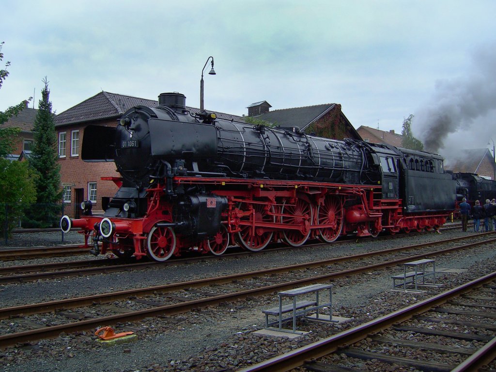 Die 01 1061 am 20.09.2008 ausgestellt im Freigelnde des DDM,s in Neuenmarkt-Wirsberg  anlsslich 160 Jahre Schiefeebene.
