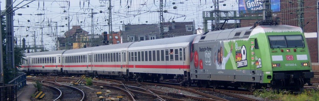 Die 101 040-4 (Ferero) am 10.08.2010 bei der einfahrt in den Klner Hbf.