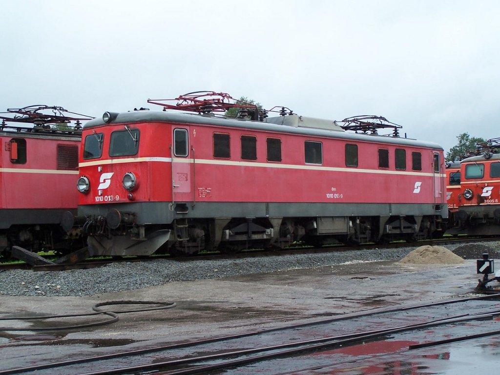 Die 1010 013 im Eisenbahnmuseum Ampflwang am 07/08/10.