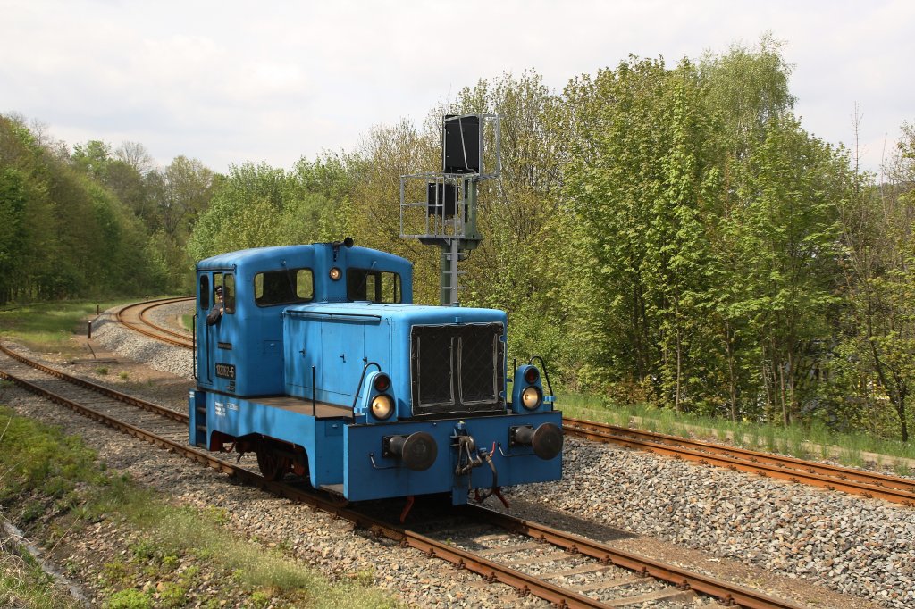 Die 102 082-5 am 16.05.2010 bei der Lokpaarade im Eisenbahnmuseum Schwarzenberg.