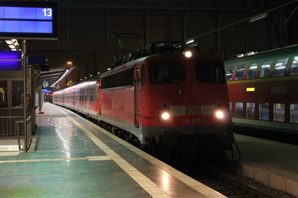 Die 110 - 437 - 1 zum Rangieren in die Abstellung auf Gleis 13 im Frankfurter Hauptbahnhof.


Ich hoffe das Foto gefllt euch.