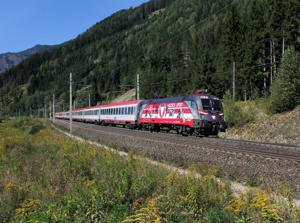 Die 1116 138 mit einem OIC am 08.09.2012 unterwegs bei Kolbnitz.