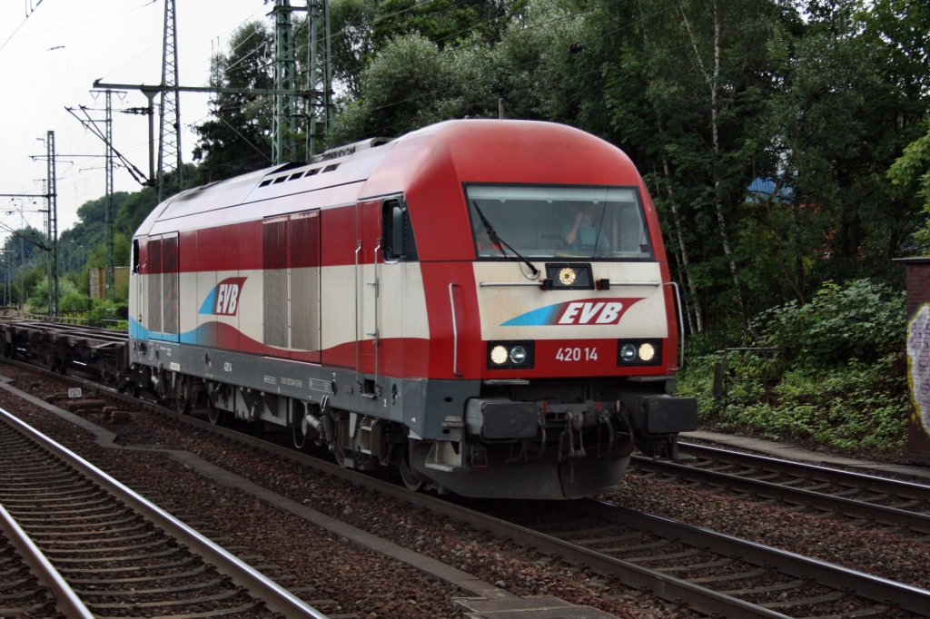 Die 1223 034-0 kam mit ihrem GZ durch Hamburg Harburg. Sichtung am 19.08.10.