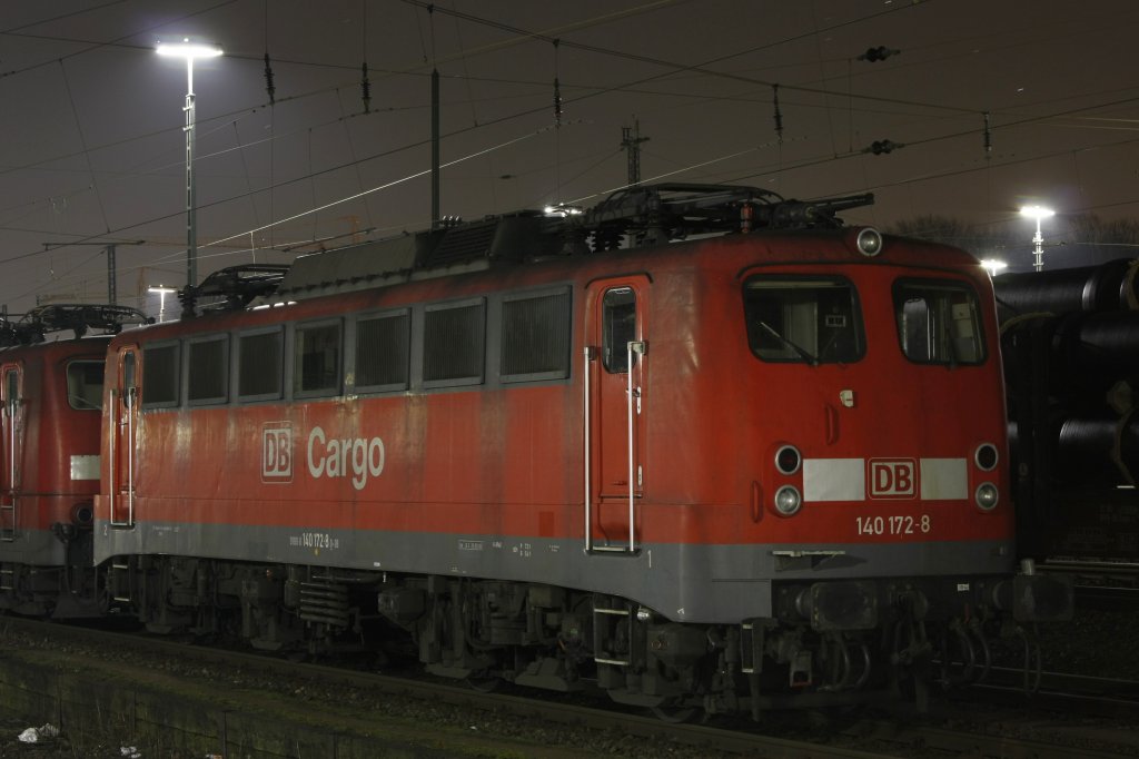 Die 140 172-8 stand am 22.02.2011 in Aachen West.