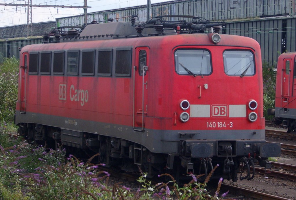 Die 140 184-3 stand am 24.08.2010 in Wanne-Eickel Hbf.