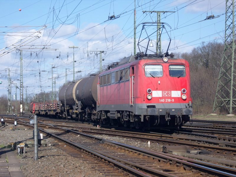 Die 140 218-9 kam am 31.03.2010 in K�ln Gremberg an.