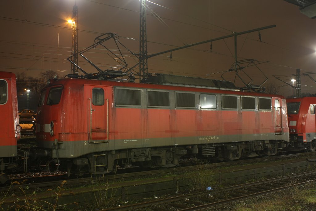 Die 140 218-9 stand am Abend des 23.01.2011 in Aachen West.