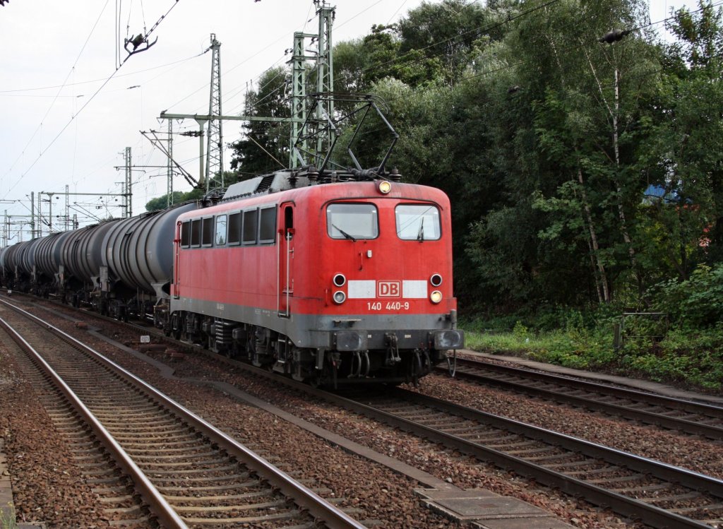 Die 140 440-9 kam am 19.08.10 durch Hamburg Harburg.