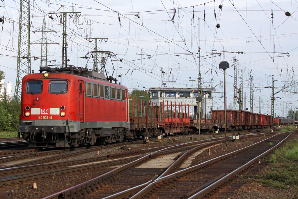 Die 140 539-8  in Gremberg am 05,05,10


