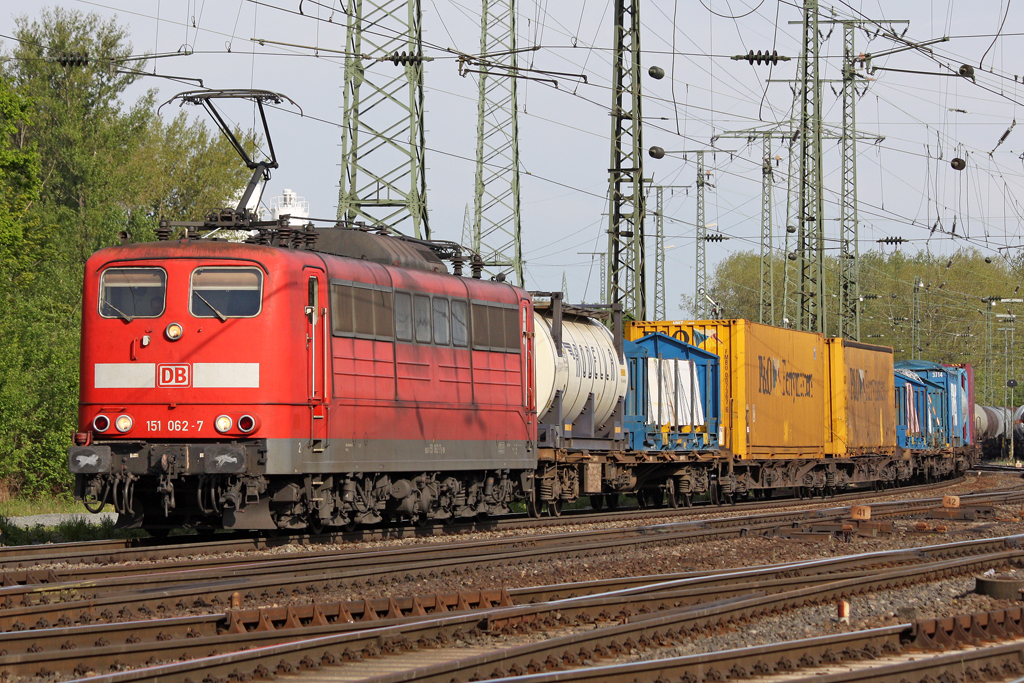 Die 151 062-7 in Gremberg am 05,05,10