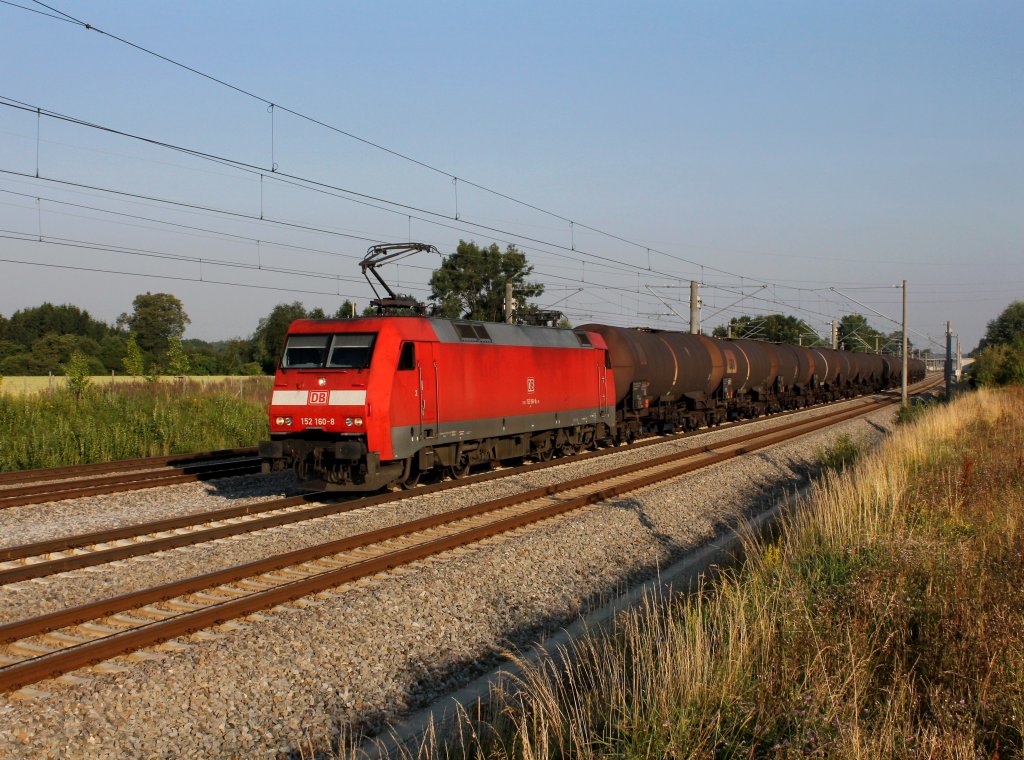 Die 152 160 mit einem Kesselzug am 20.07.2013 unterwegs bei Hrbach.