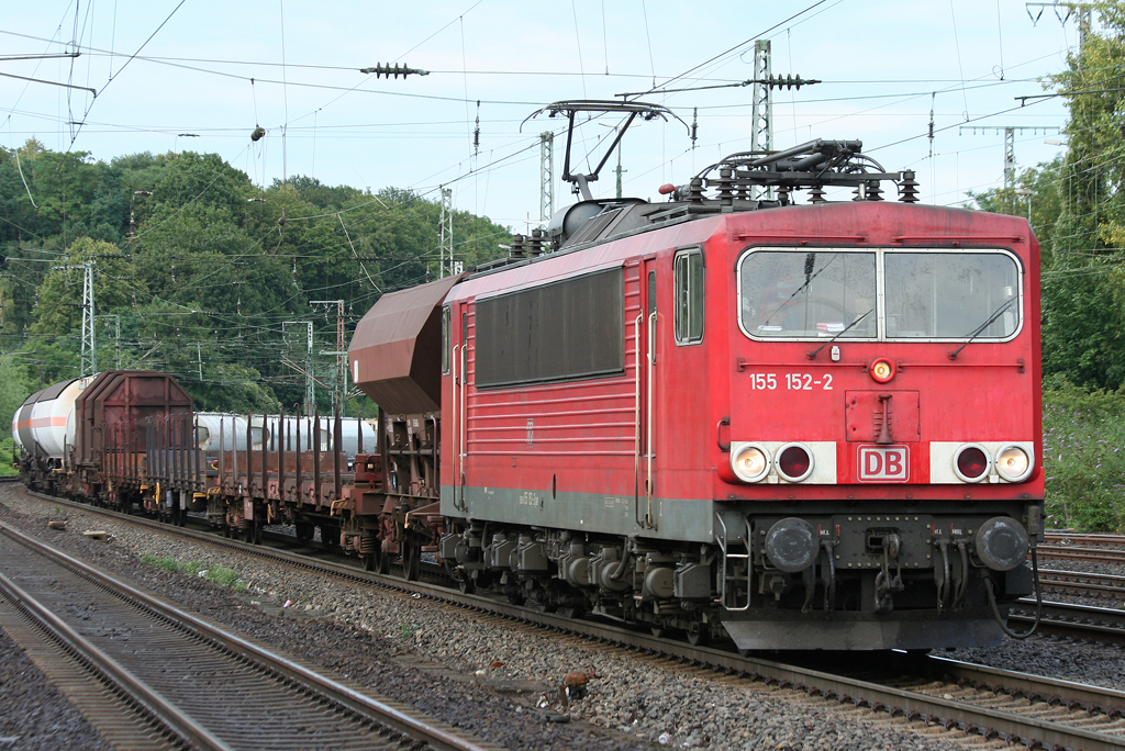 Die 155 152-2 zieht einen gemischten Gz durch Kkn West am 13.08.2010