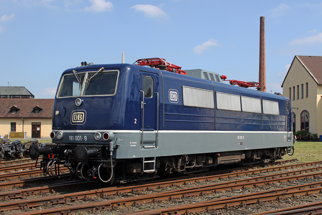 Die 181 001-9 beim 175 Jahre Eisenbahn in Deutschland fest im BW Nrnberg Gostenhof 22,08,10