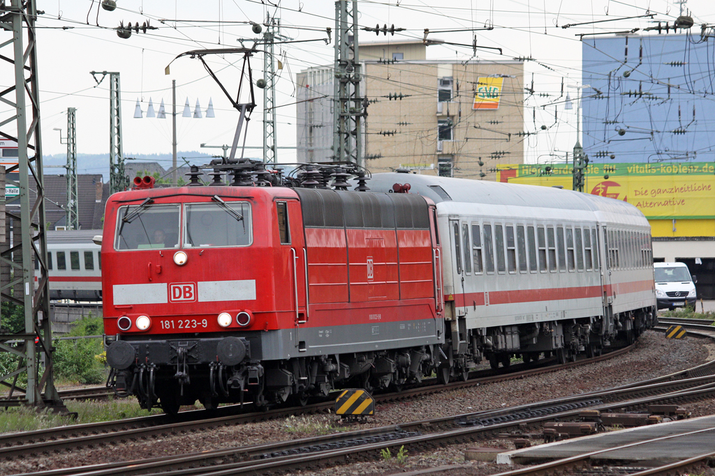 Die 181 223-9 bei der Einfahrt in Koblenz Hbf am 14,05,10