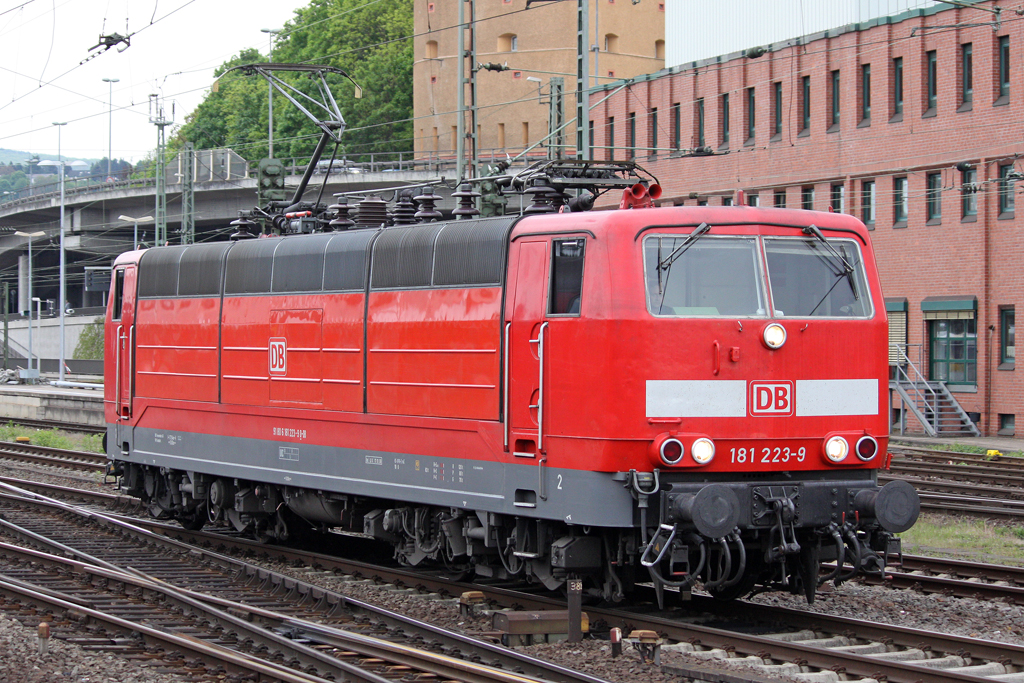 Die 181 223-9 in Koblenz Hbf am 14,05,10  