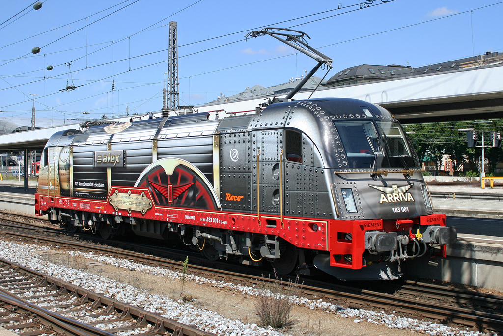 Die 183 001 in Mnchen Hbf am 31,07,10