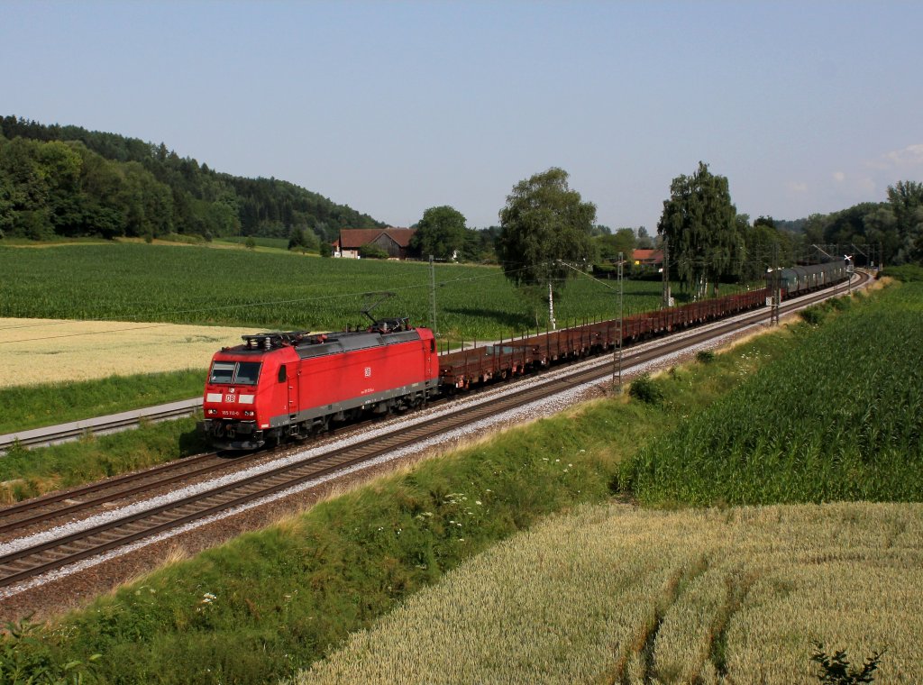 Die 185 112 mit einem Gterzug am 13.07.2013 unterwegs bei Eind.