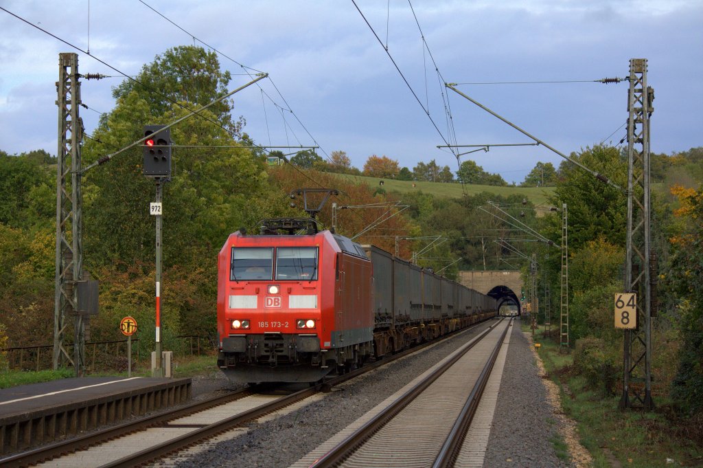 Die 185 173-2 am 02.10.2012 in Eilendorf.