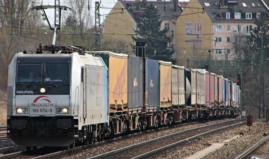 Die 185 674 in M�nchen Heimeranplatz am 3.4.2012!