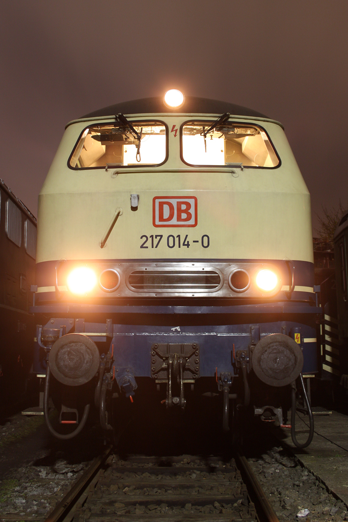 Die 217 014-0 im DB Museum Koblenz-Ltzel am 04,04,10