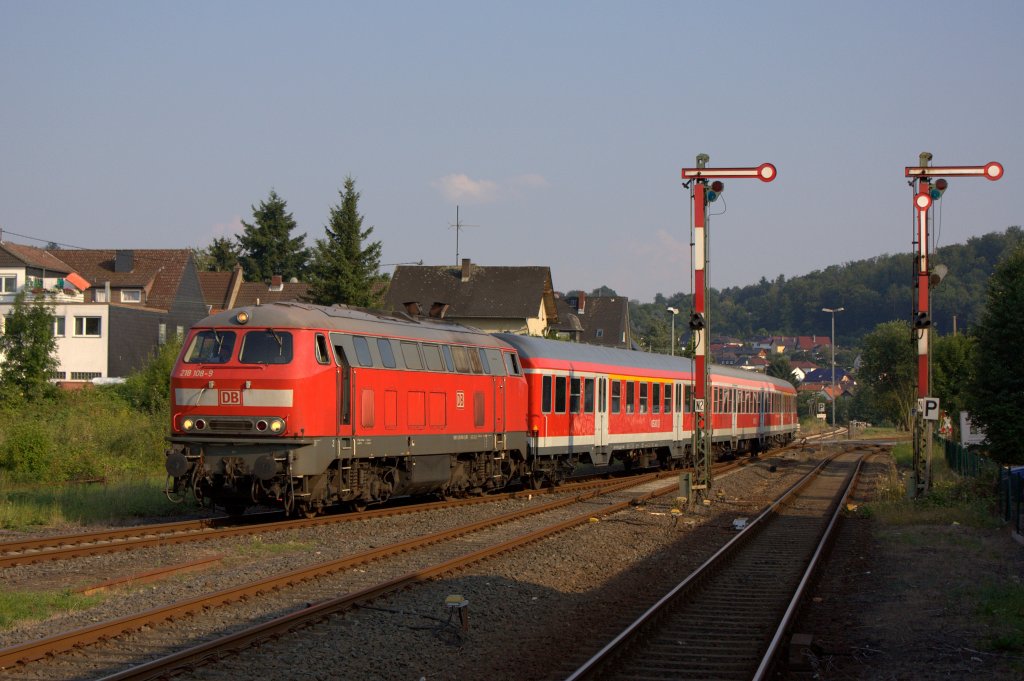 Die 218 108-9 am 26.07.2012 in Glauburg-Stockheim.