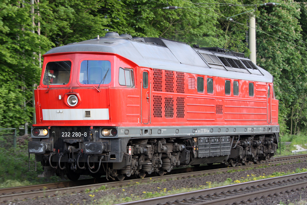 Die 232 280-8 in Ratingen Lintorf am 21,05,10