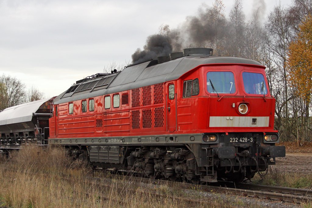 Die 232 428-3 beim Anlassen in Wlfrath Flandersbach , am 13,11,09