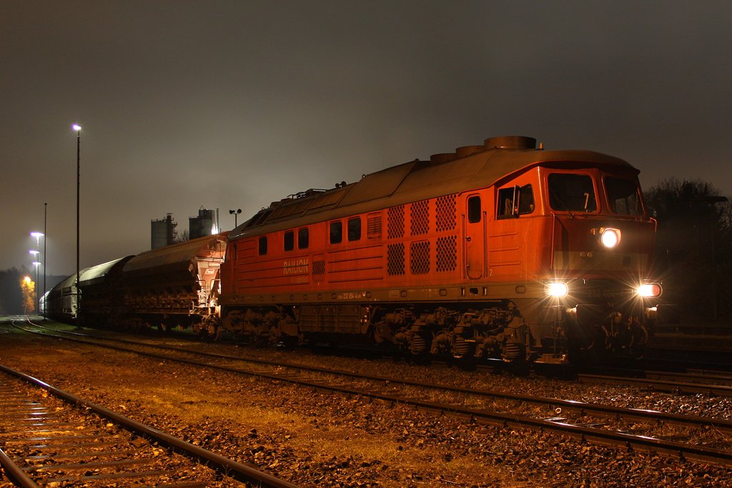 Die 232 654-4 in Dornap-Hahnenfurth . am 09,11,09 aufgenommen von der Dsseldorfer Str