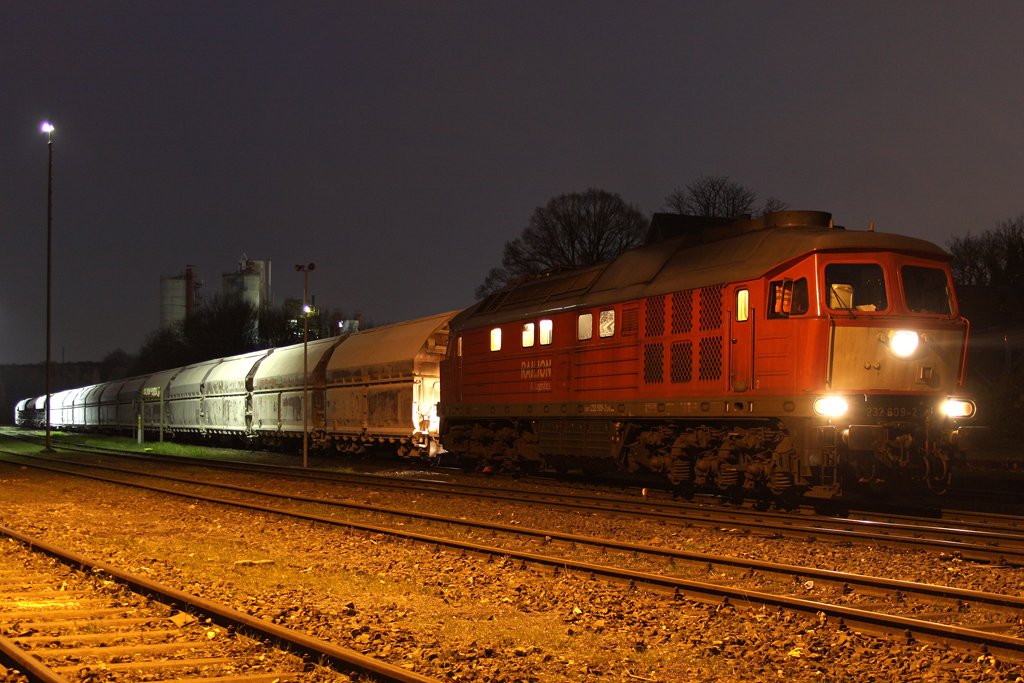 Die 232 909-2 in Dornap-Hahnenfurth , am 20,11,09
