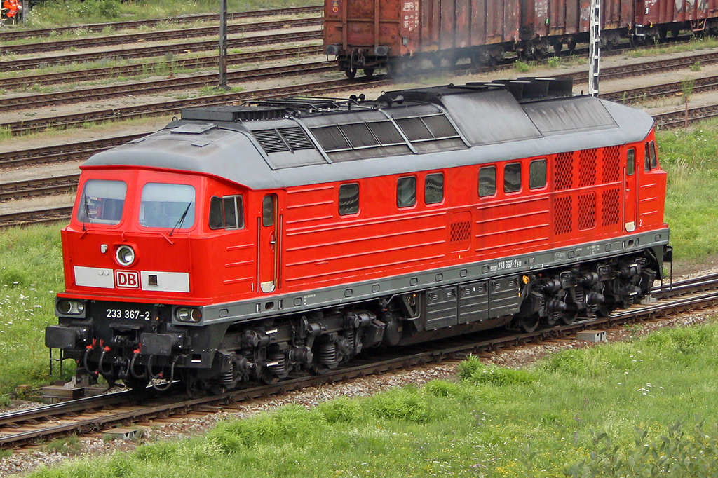 Die 233 367-2 in Mhldorf am 03,08,10