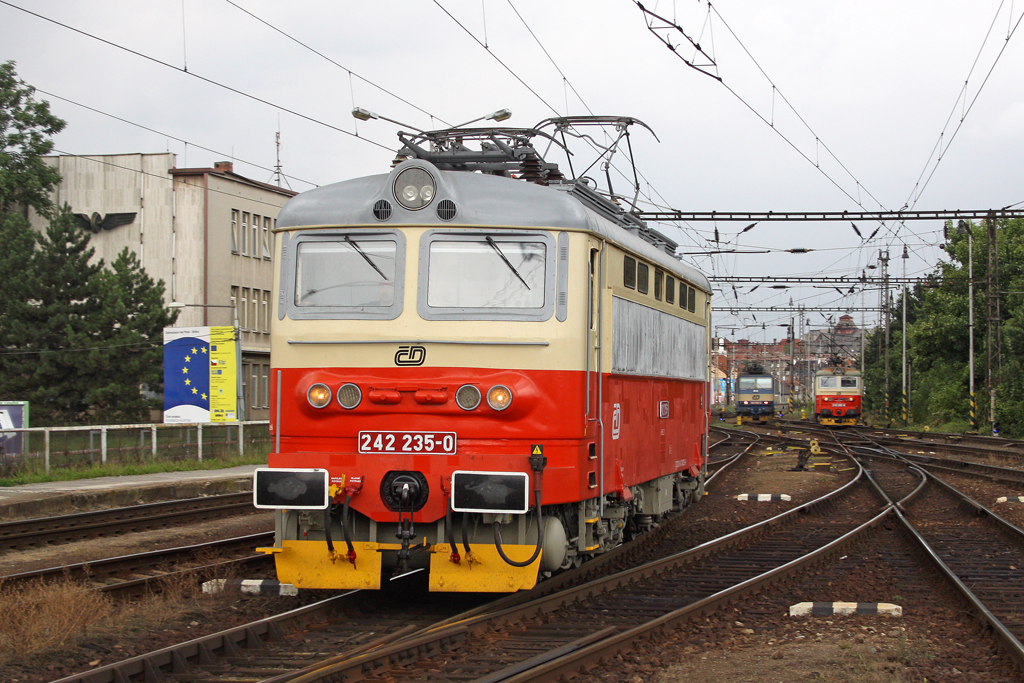 Die 242 235-0 in Pilsen am 05,08,10