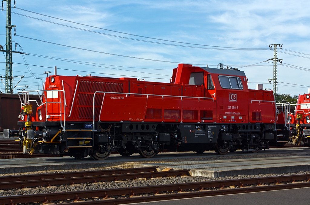Die 261 080-6 (Voith Gravita 10 BB) der DB Schenker Rail abgestellt am 02.09.2012 beim ICE-Bahnhof Montabaur. Die Lok wurde 2012 bei Voith in Kiel unter der Fabriknummer  L04-10131 gebaut, sie hat die NVR-Nummer 92 80 1261 080-6 D-DB.