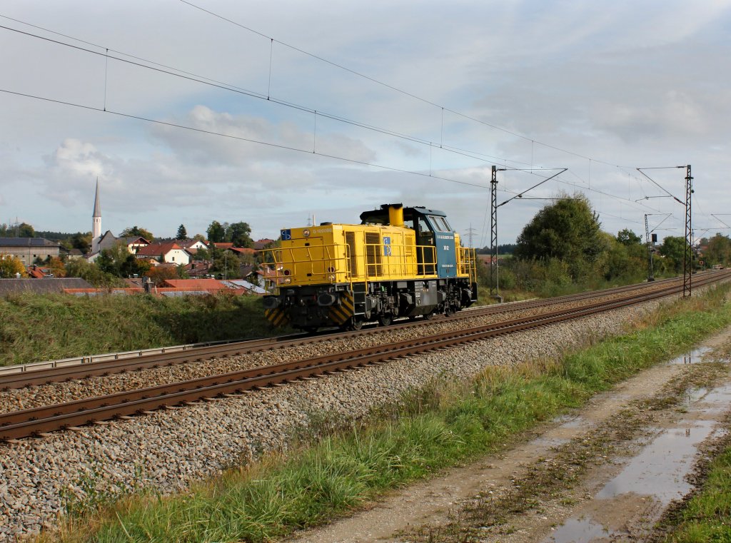 Die 271 020 am 13.10.2012 unterwegs bei Ostermnchen.