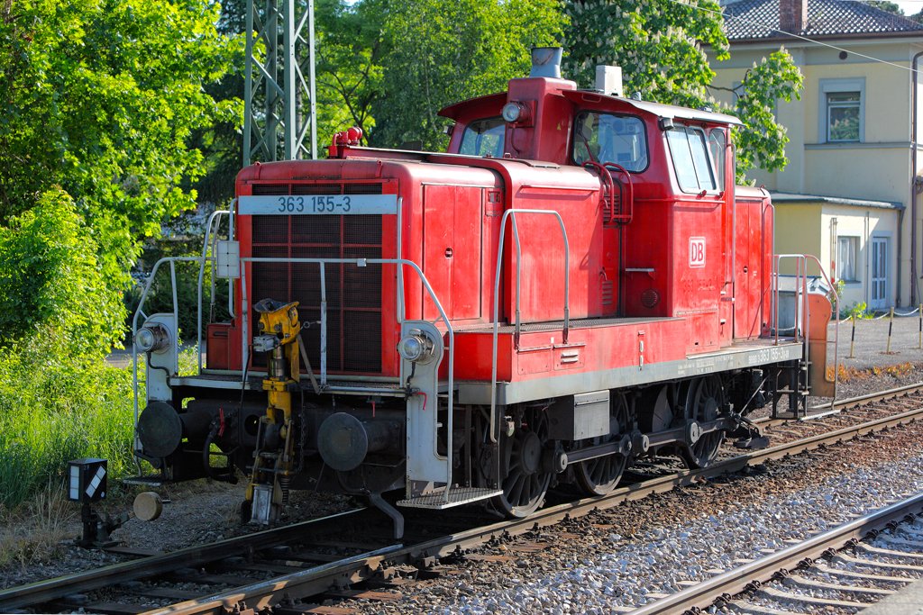 Die 363 an ihrem bernachtungsbahnhof Feldkirchen bei Mnchen.