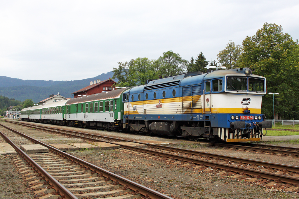 Die 754 027-1 in Bayerisch Eisenstein am 05,08,10