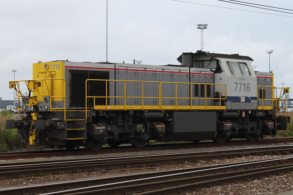Die 7716 steht am 14.07.12 in Zeebrgge abgestellt.