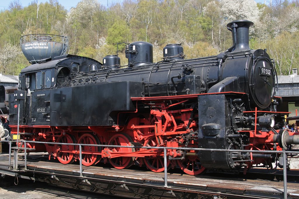Die 97 502 am 18.4.10 bei der Lokparade in Bochum-Dahlhausen