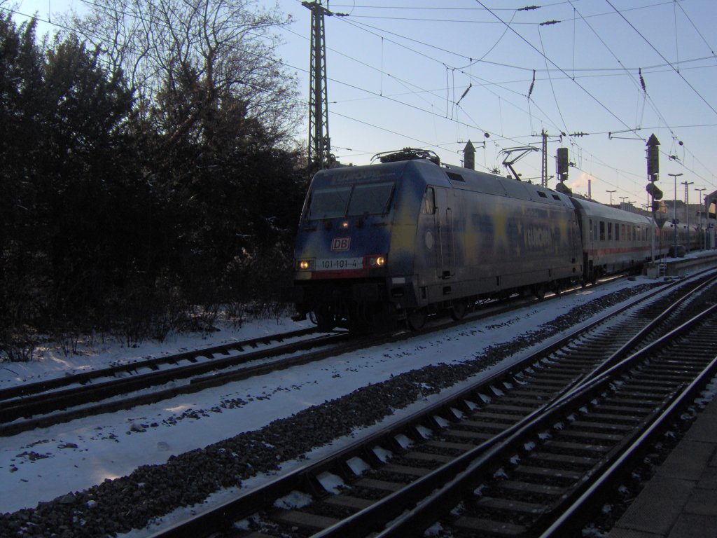 Die BR 101 als Europa-Lok am 16.2.10 im Bonner HBF.
