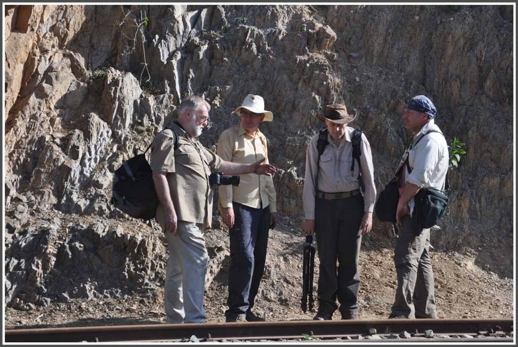 Die Briten schmiden einen Strategieplan, oder vielleicht fachsimpeln sie auch nur. (01.02.2012)