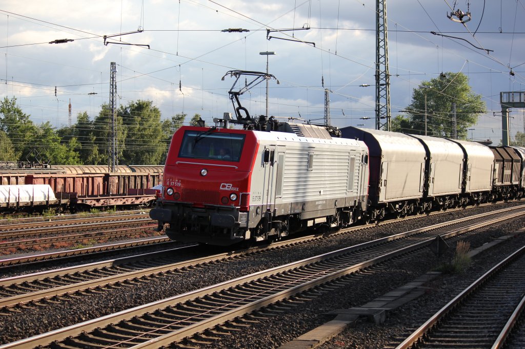 Die CB Rail E 37 519 durch den Gbf Paderborn richtig Altenbeken.  Diese Foto is aufgenommen am 18 Juli 2011.