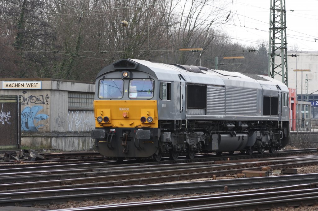 Die Class 66 DE6606 von Crossrail rangiert in Aachen-West.
12.3.2011