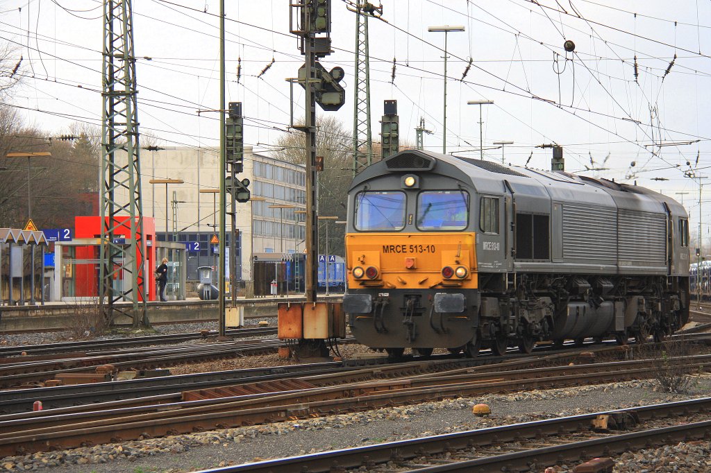 Die Class 66 MRCE 513-10 von DLC Railways fhrt als Lokzug von Aachen-West nach Montzen(B) am 14.1.2012.