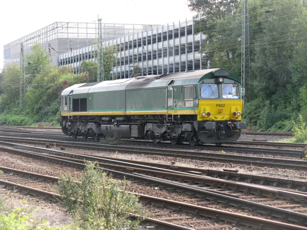 Die Class 66 PB02 von Ascendos Rail Leasing rangiert in Aachen-West 18.9.2010