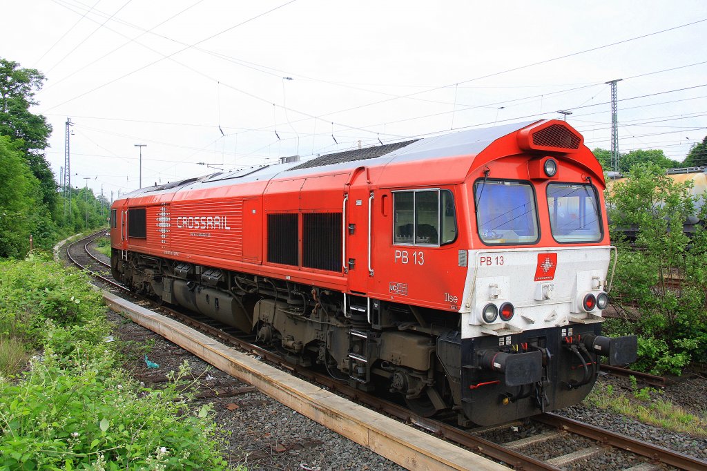 Die Class 66 PB13  Ilse  von Crossrail steht in Aachen-West an der Laderampe am 1.6.2012.