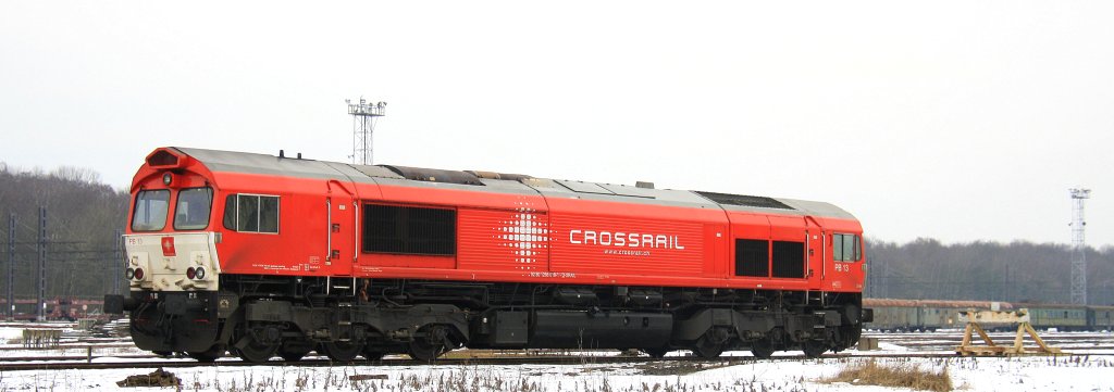 Die Class 66 PB13  Ilse  von Crossrail steht auf dem Abstellgleis in Montzen-Gare(B) bei Schnee am Kalten 28.2.2013.