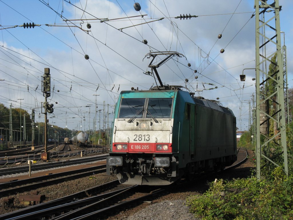 Die Cobra 2813 rangiert in Aachen-West.
24.10.2010