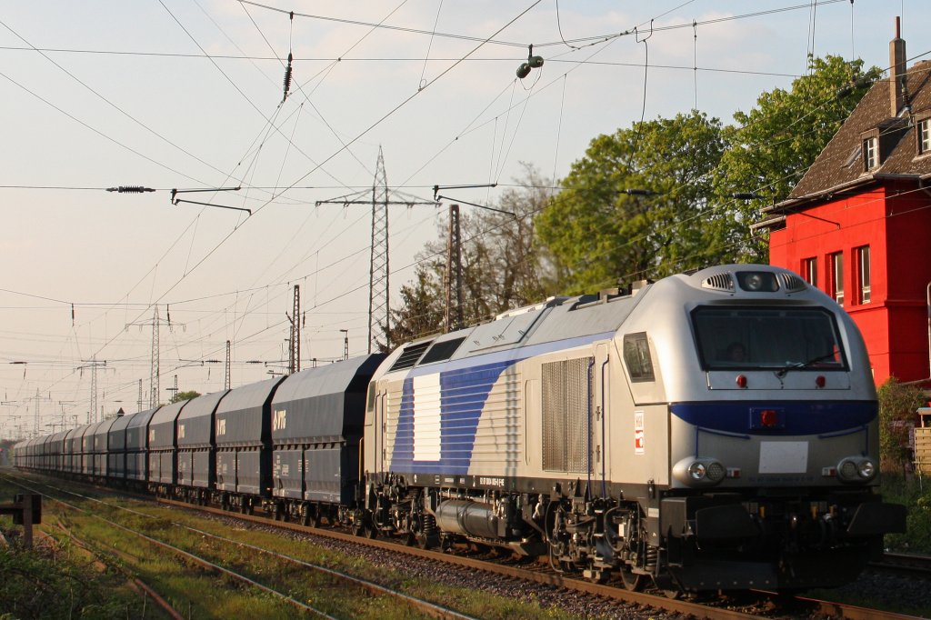 Die damals noch bei der HGK zum Test fahrende Eoro 4000 0004 005 am 15.4.11 in Ratingen-Lintorf.