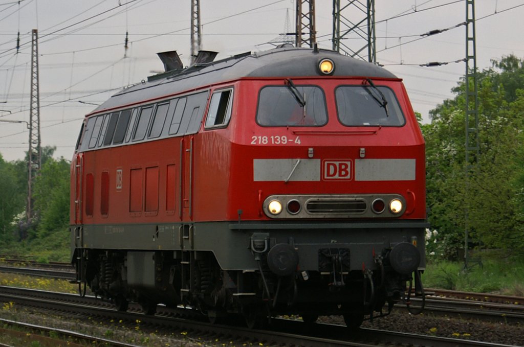 Die DB 218 139 am 10.5.10 Lz in Ratingen-Lintorf