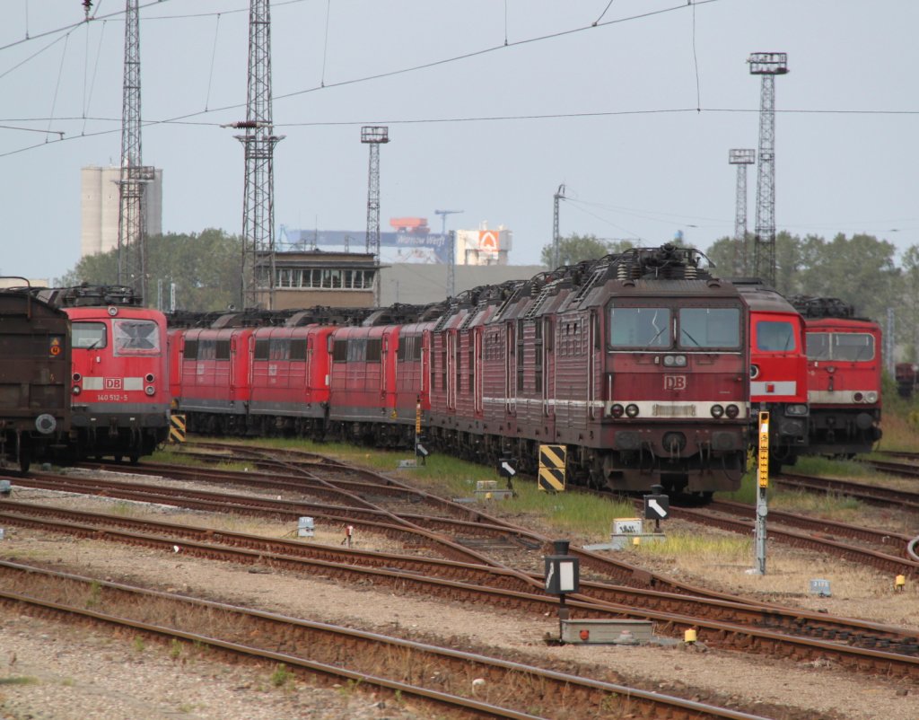 Die Dresdener 180er wurde nun auch aus der hinteren Reihe geholt,Rostock-Toitenwinkel am 17.08.2012
